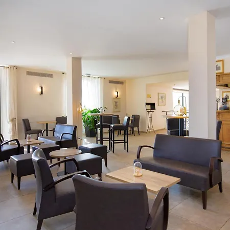 منتجع Le Domaine De Saint Endreol Golf & La Motte