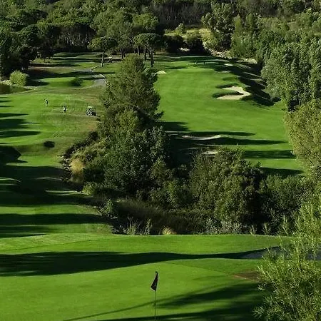 منتجع Le Domaine De Saint Endreol Golf &